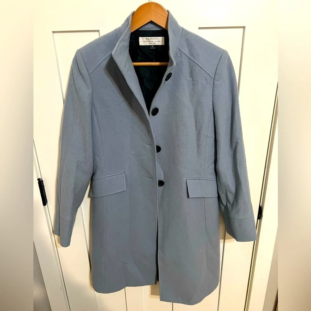 Tahari Wool Blend Long line Jacket Button Size 6P Light Blue